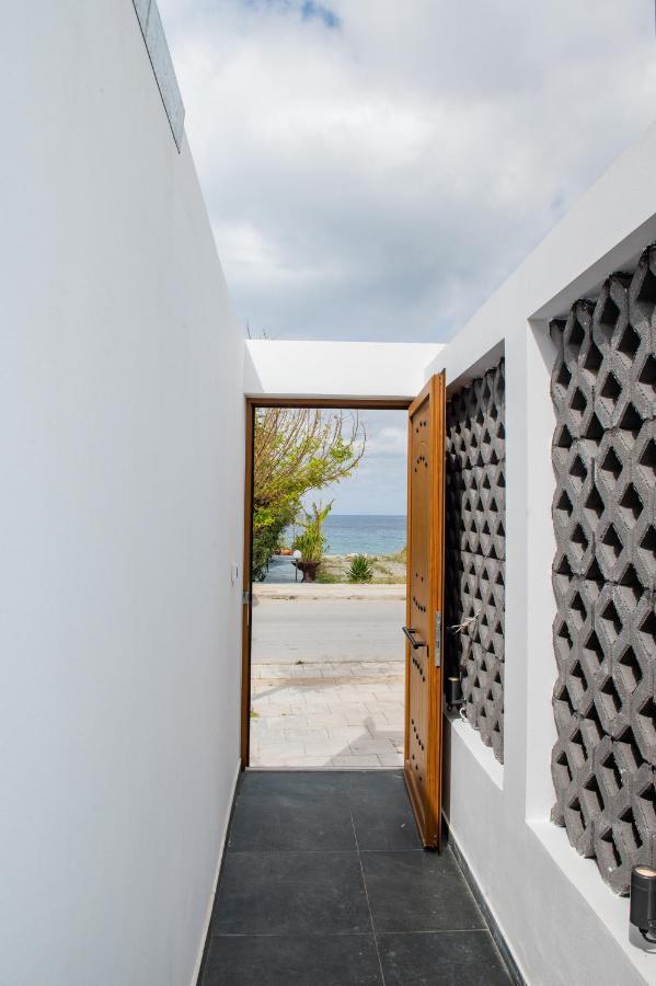 Sunwaves Beach Studio I Ialysos  Ngoại thất bức ảnh